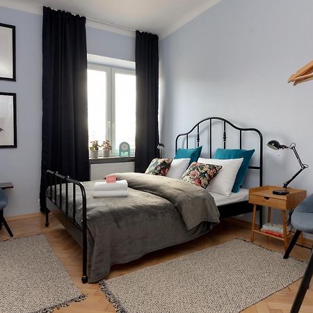 Hala Mirowska Stylish Apartment Varsó Kültér fotó