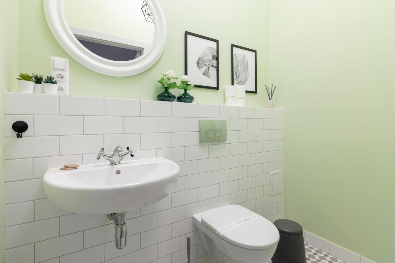 Hala Mirowska Stylish Apartment Varsó Kültér fotó