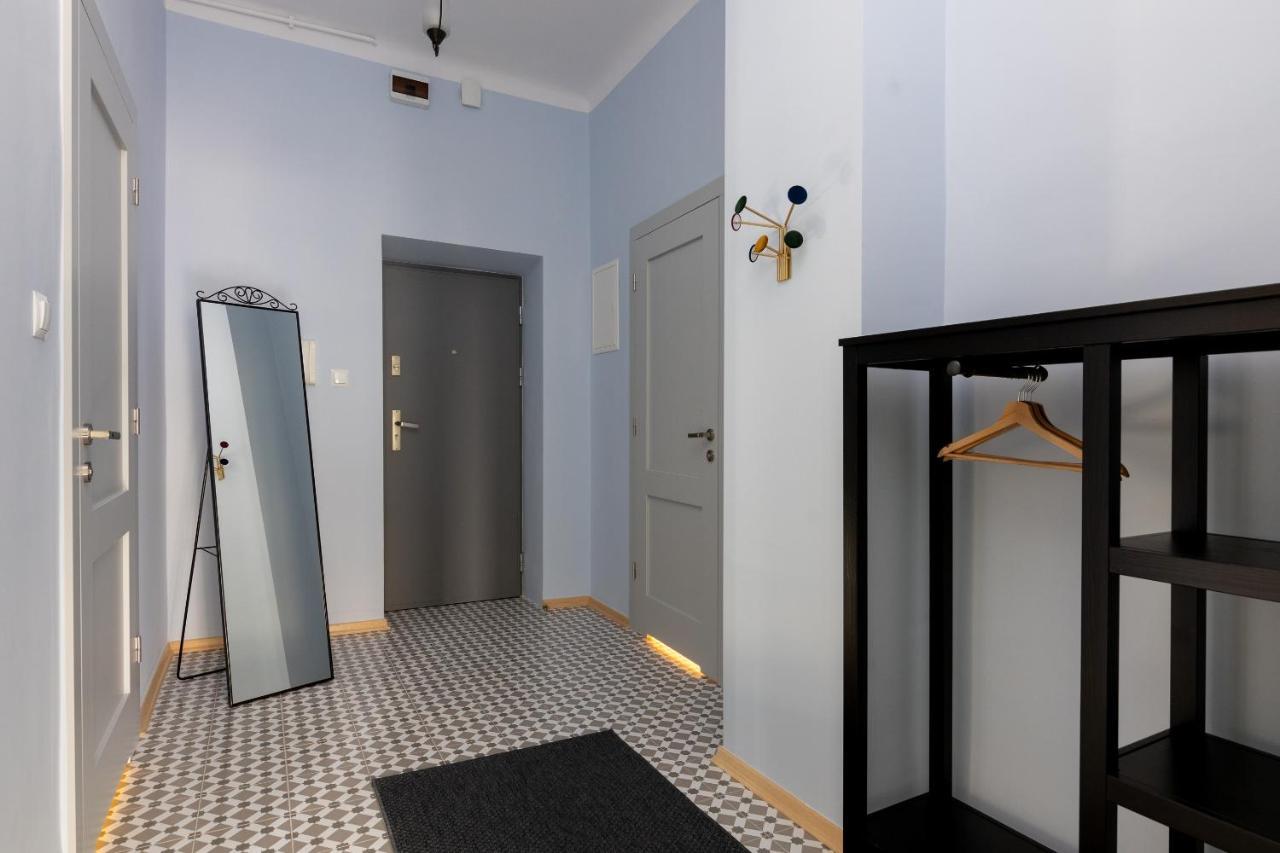 Hala Mirowska Stylish Apartment Varsó Kültér fotó